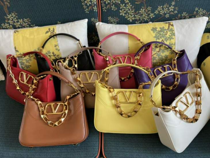 Picture of Valentino Handbags _SKUfw128200664fw